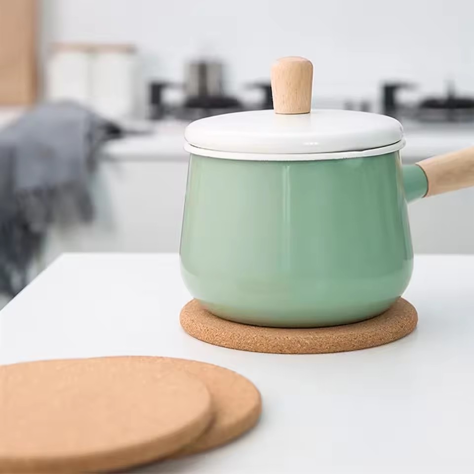 Kitchen Gadgets In Japan - 4-teiliges Set Kork-Topfuntersetzer Hitzebeständige Runde Pfannenunterlagen