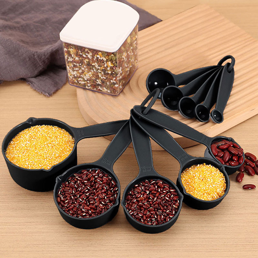 11-teiliges Set aus Kunststoff – Kitchen Gadgets Pakistan Bewertung und Preis